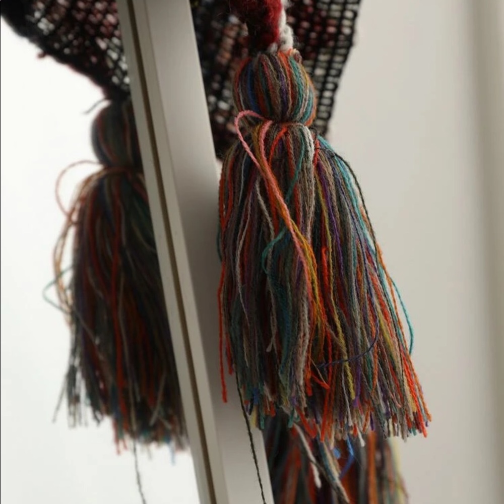 MULTICOLOR GRAPHIC PATTERN FRINGE CHUNKY KNIT CARDIGAN - Picture 5 of 8